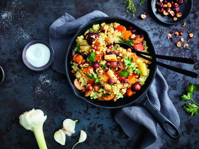 Gesund & lecker: Vegane Graupen-Kürbis-Pfanne mit Schwarzwurzeln als Herbst-Soulfood